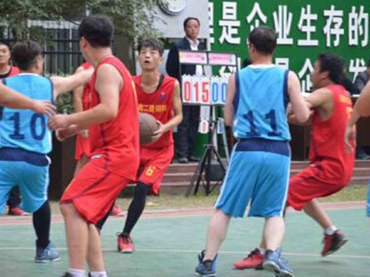参加OB-OB(中国)一站式服务官网“奋进杯”男子篮球赛